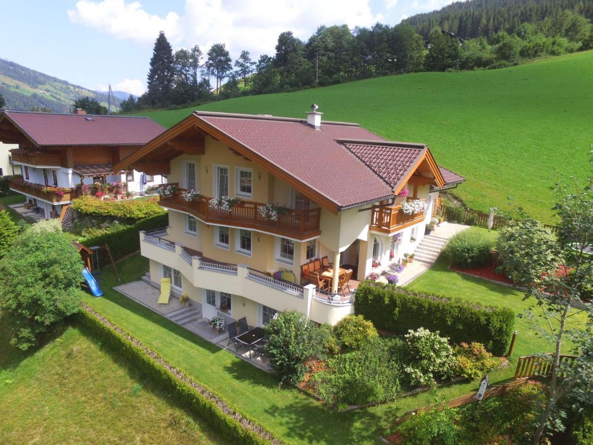 Modern Apartment In Salzburger With Terrace Kleinarl Ngoại thất bức ảnh